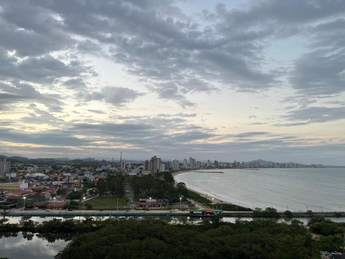 Apartamento Novo Frente Mar Com Piscina Em Home Club Penha  Εξωτερικό φωτογραφία